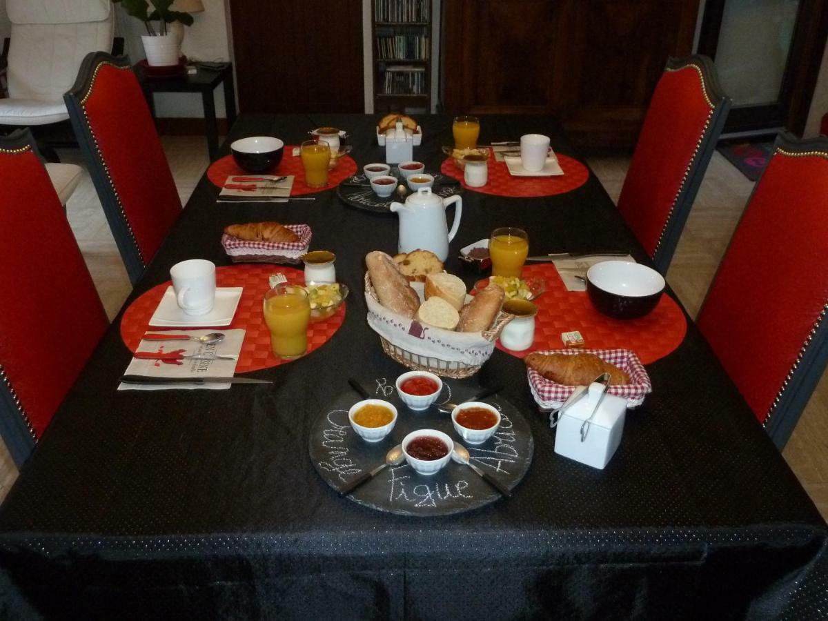 En Rouge Et Noir Bed & Breakfast Monbazillac Dış mekan fotoğraf