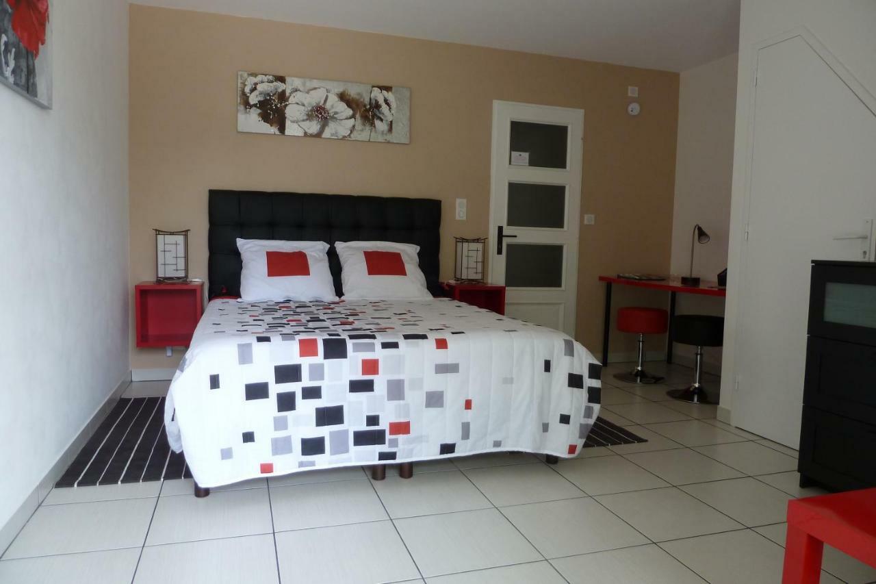 En Rouge Et Noir Bed & Breakfast Monbazillac Dış mekan fotoğraf